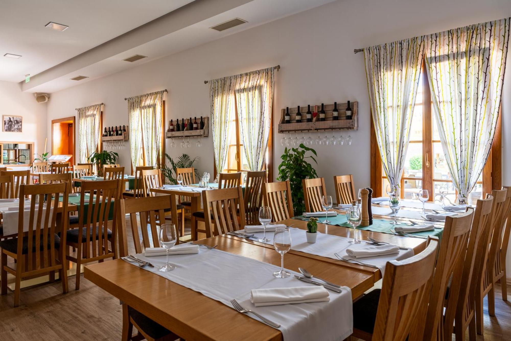 Bed&Breakfast Vinarija Coner Bjelovar Ngoại thất bức ảnh