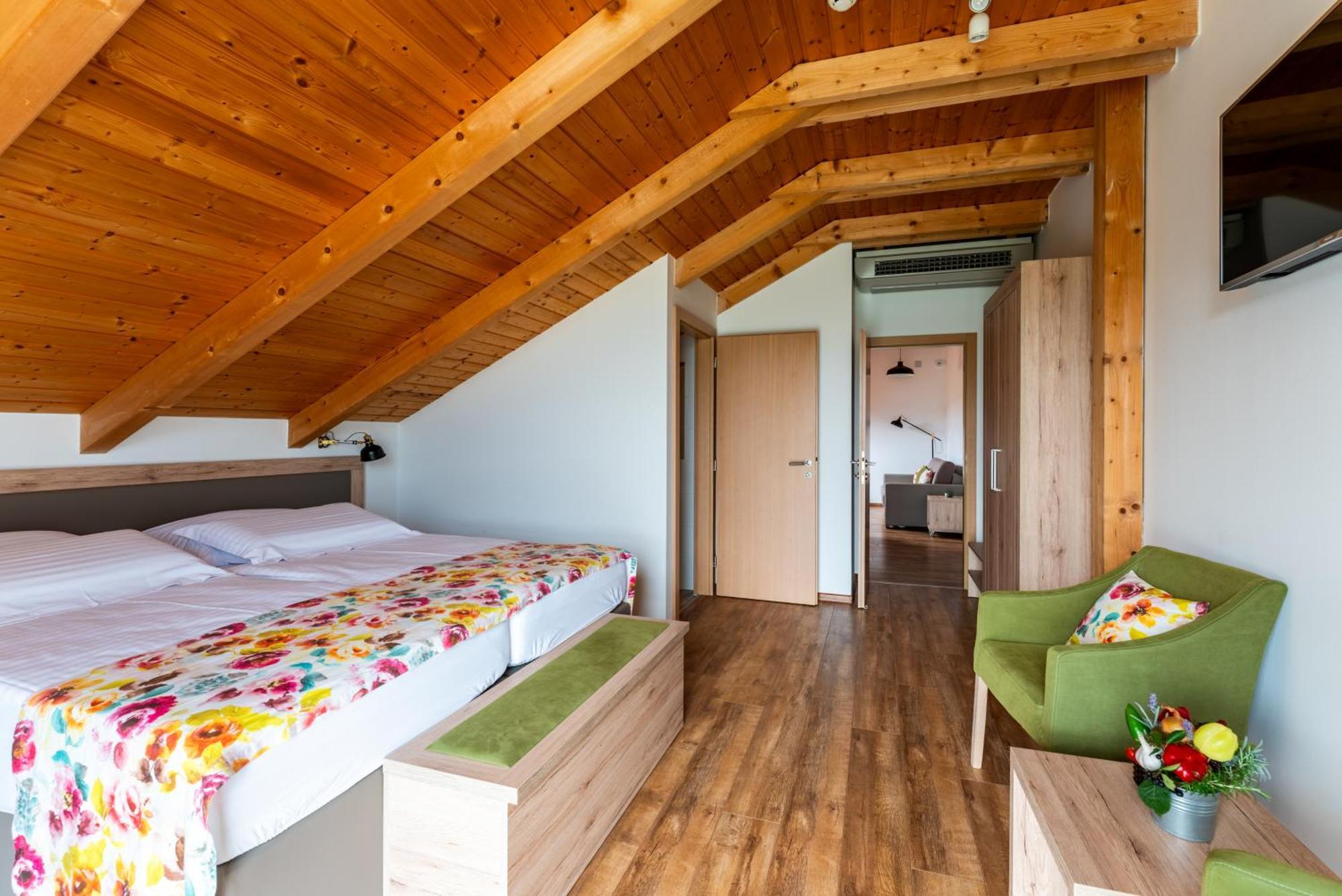Bed&Breakfast Vinarija Coner Bjelovar Ngoại thất bức ảnh