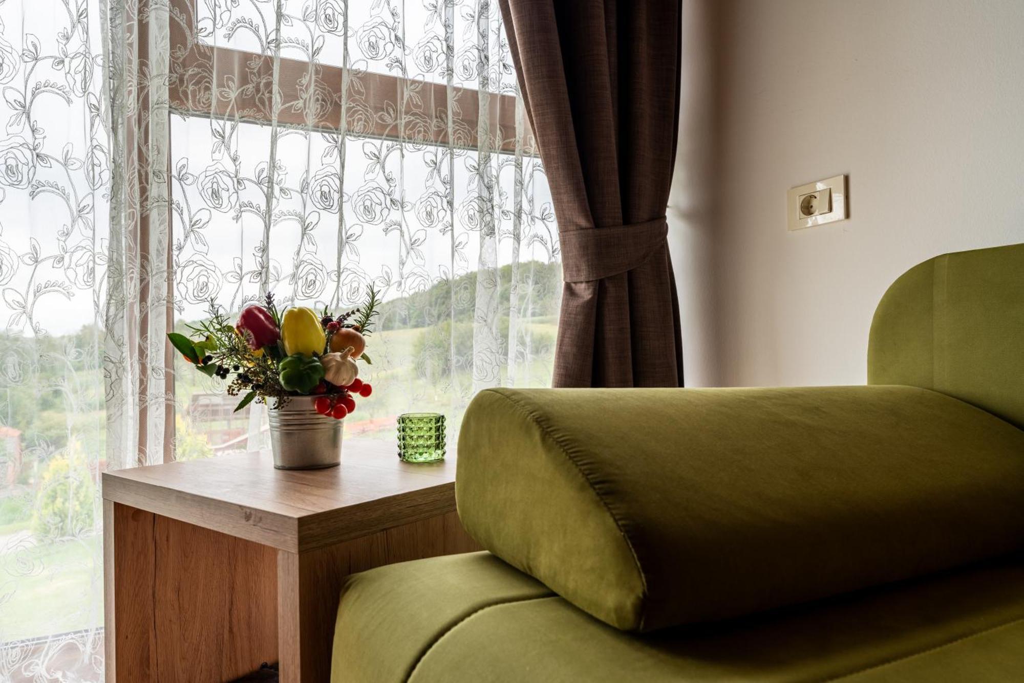 Bed&Breakfast Vinarija Coner Bjelovar Ngoại thất bức ảnh