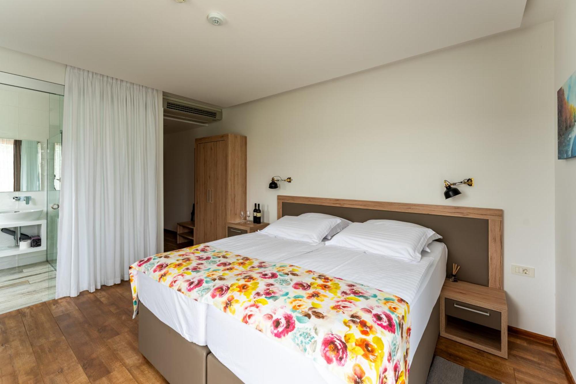 Bed&Breakfast Vinarija Coner Bjelovar Ngoại thất bức ảnh